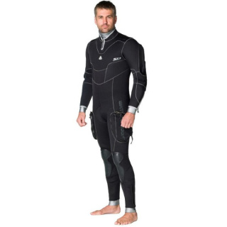 картинка Гидрокостюм SD Combat полусухойсухая молния 7 мм мужской от магазина DivingWolf