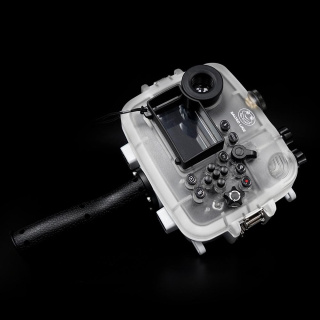 картинка Sea Frogs A6xxx Salted Line Series 6xxx (White) + with pistol grip подводный бокс для Sony A6xxx от магазина DivingWolf