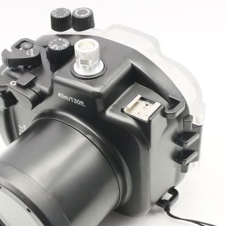 картинка Meikon A7 II Kit с портом 28-70 подводный бокс для Sony Alpha A7II/7RII/7SII Kit с объективом 28-70 мм от магазина DivingWolf