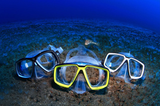 картинка Маска LOOK HD (черный силикон) от магазина DivingWolf