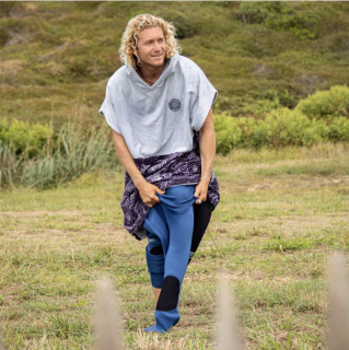 картинка Флисовое пончо SOORUZ «STORM» от магазина DivingWolf