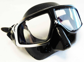 картинка Маска Sphera LX (черный силикон) от магазина DivingWolf