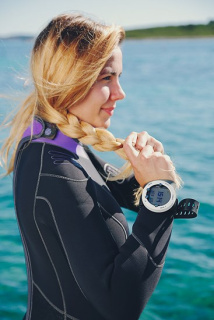 картинка Декомпрессиметр Suunto Vyper Novo White от магазина DivingWolf