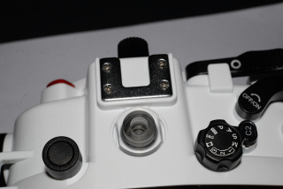 картинка TTL-Converter A7II/A7III, оптикоэлетронный TTL-конвертер для Sony A7II/A7III к боксам Sea frogs от магазина DivingWolf