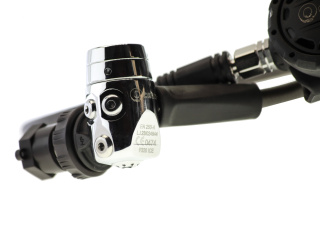 картинка Регулятор мембранный Ocean P320ICE 1-2 ступень с октопусом (30''/76см, сумка) от магазина DivingWolf