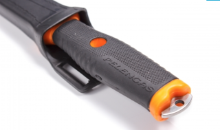 картинка Нож Pelengas Volga черный с магнитным креплением (плейн) от магазина DivingWolf