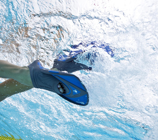 картинка Ласты тренировочные Aqua Sphere МИКРОФИН HP, черные от магазина DivingWolf