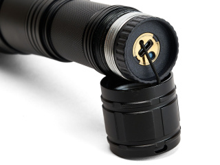 картинка Фонарь Salvimar Focus 3000 люмен, 1 диод, 1 аккумулятор 26650, Холодный свет от магазина DivingWolf