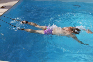 картинка Фиксатор для ног Aqua Sphere Stationary Swimmer от магазина DivingWolf