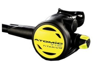 картинка Октопус Atomic Aquatics TI2 OCTOPUS, YELLOW 36" от магазина DivingWolf