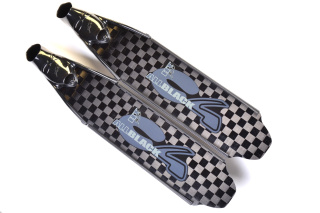 картинка Ласты С4 ALLBLACK HT (карбон TR50, угол 32, калоши С4 300 2.0) от магазина DivingWolf