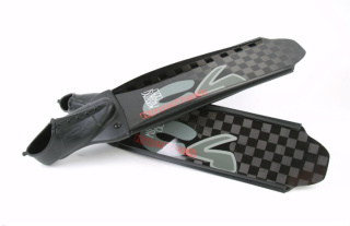 картинка Ласты C4 Mustang HT (карбон TR50, угол 29, калоши С4) от магазина DivingWolf