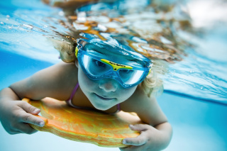 картинка Очки для плавания Aqua Sphere VISTA JUNIOR (пр.сил., пр.линзы) Aqua/Yellow от магазина DivingWolf