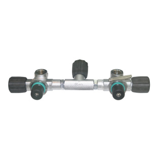 картинка Манифолд 171мм (10-12л) с изолятором радиальный в комплекте с вентилями 230bar O2 очищенный BTS от магазина DivingWolf