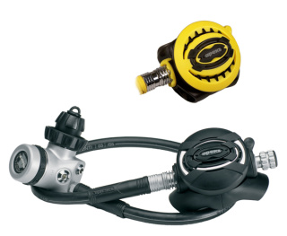 картинка Комплект.Регулятор XTX 100 + октопус ХТХ40 2013 Apeks от магазина DivingWolf