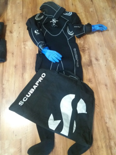 картинка Сухой гидрокостюм Scubapro Everdry 4 мужской от магазина DivingWolf