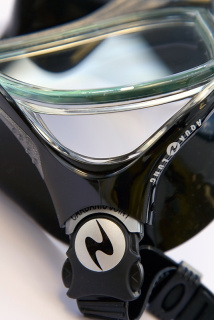 картинка Маска Infinity (черный силикон) Black от магазина DivingWolf