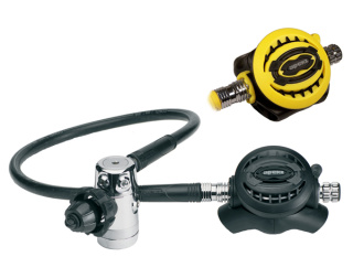 картинка Комплект.Регулятор XTX 50 + октопус ХТХ 50 2013 Apeks от магазина DivingWolf