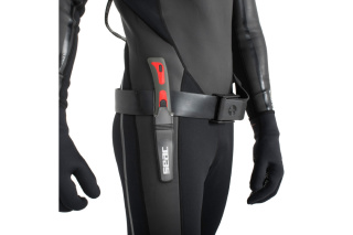 картинка Нож SEAC SUB BAT RED от магазина DivingWolf