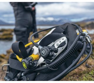 картинка Комплект регулятор XL4 DIN+октопус XL4 Apeks от магазина DivingWolf