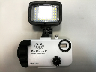 картинка Sea Frogs iPhone X White Kit SL-101, комплект для Apple iPhone X белый с фонарем SL-101 от магазина DivingWolf